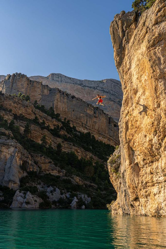 Chris Sharma takes the plunge, Mont-Rebei, Spain. Photo: Ricardo Giancola.